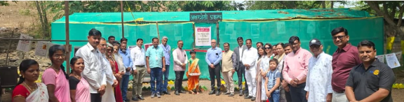 Team at the Akshar Sheti learning garden